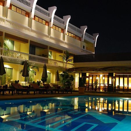 Windmill Resort Hotel Pattaya Eksteriør bilde
