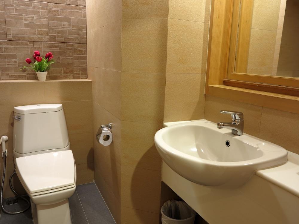 Windmill Resort Hotel Pattaya Eksteriør bilde