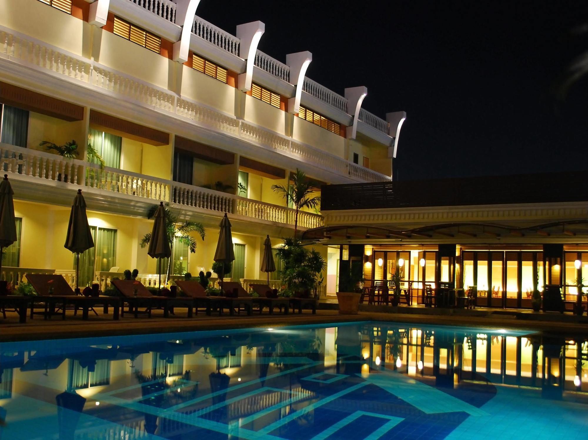 Windmill Resort Hotel Pattaya Eksteriør bilde