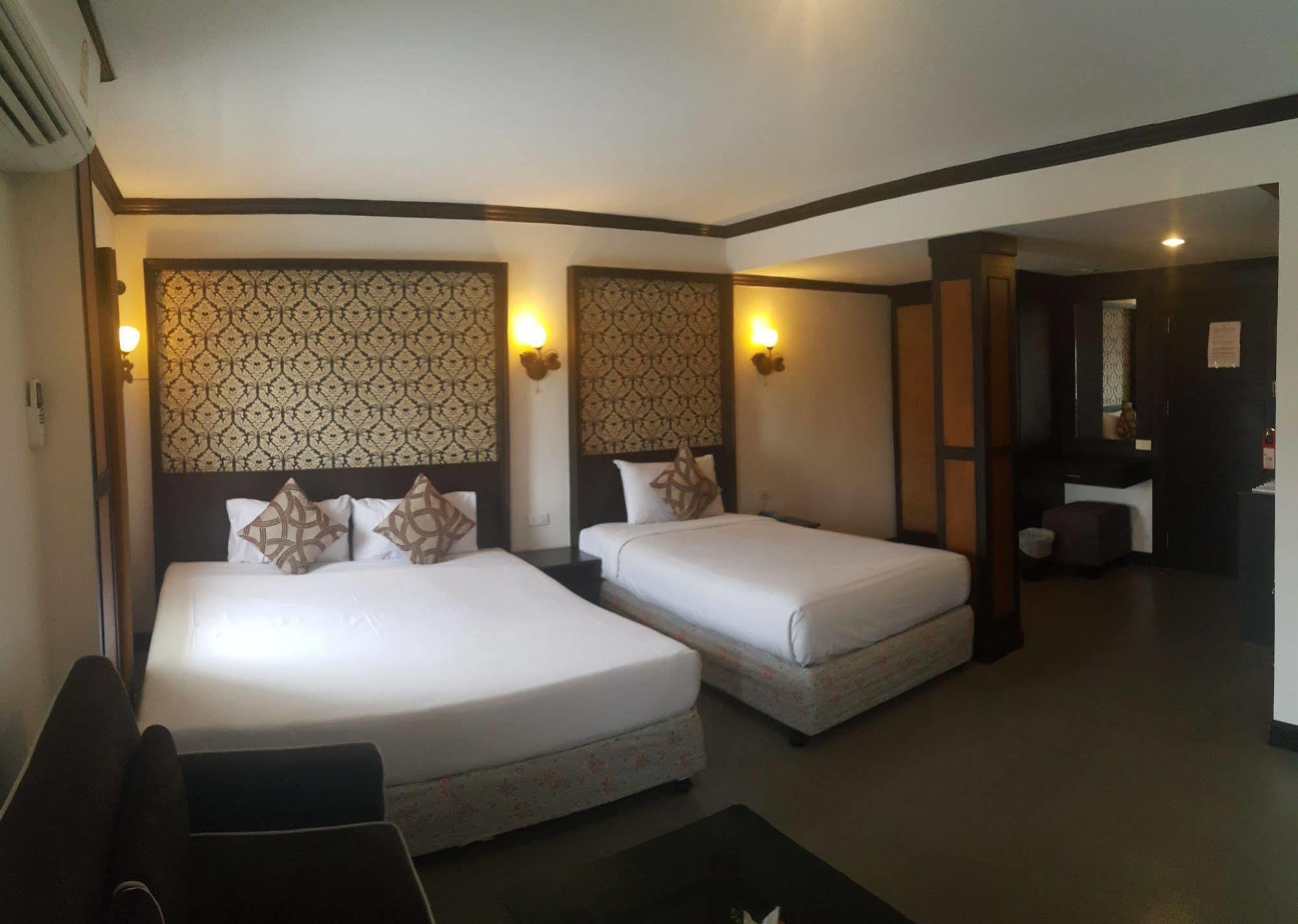 Windmill Resort Hotel Pattaya Eksteriør bilde