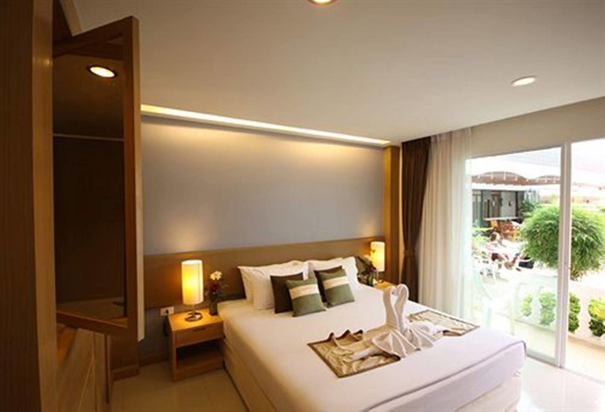 Windmill Resort Hotel Pattaya Eksteriør bilde
