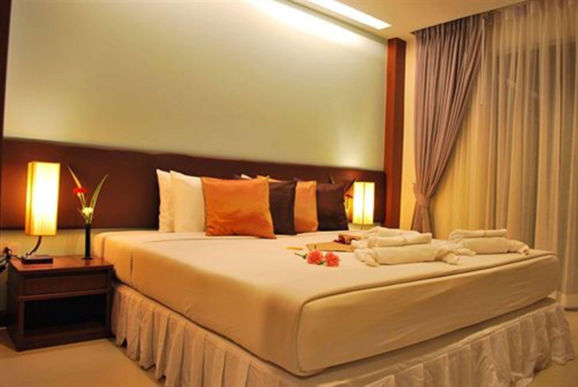 Windmill Resort Hotel Pattaya Eksteriør bilde